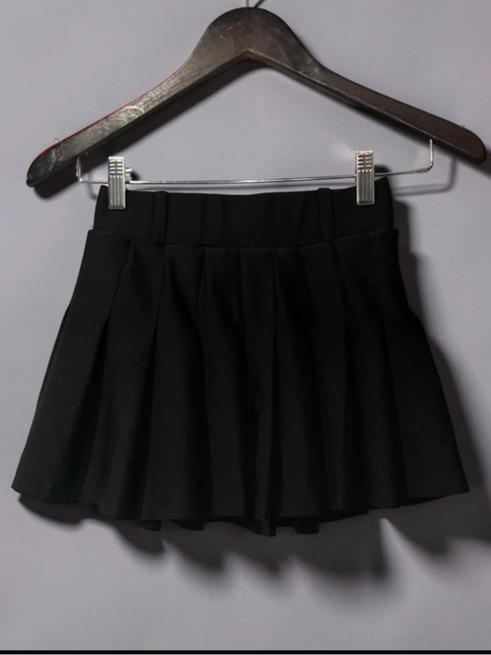 Black Pleated Mini Skirt